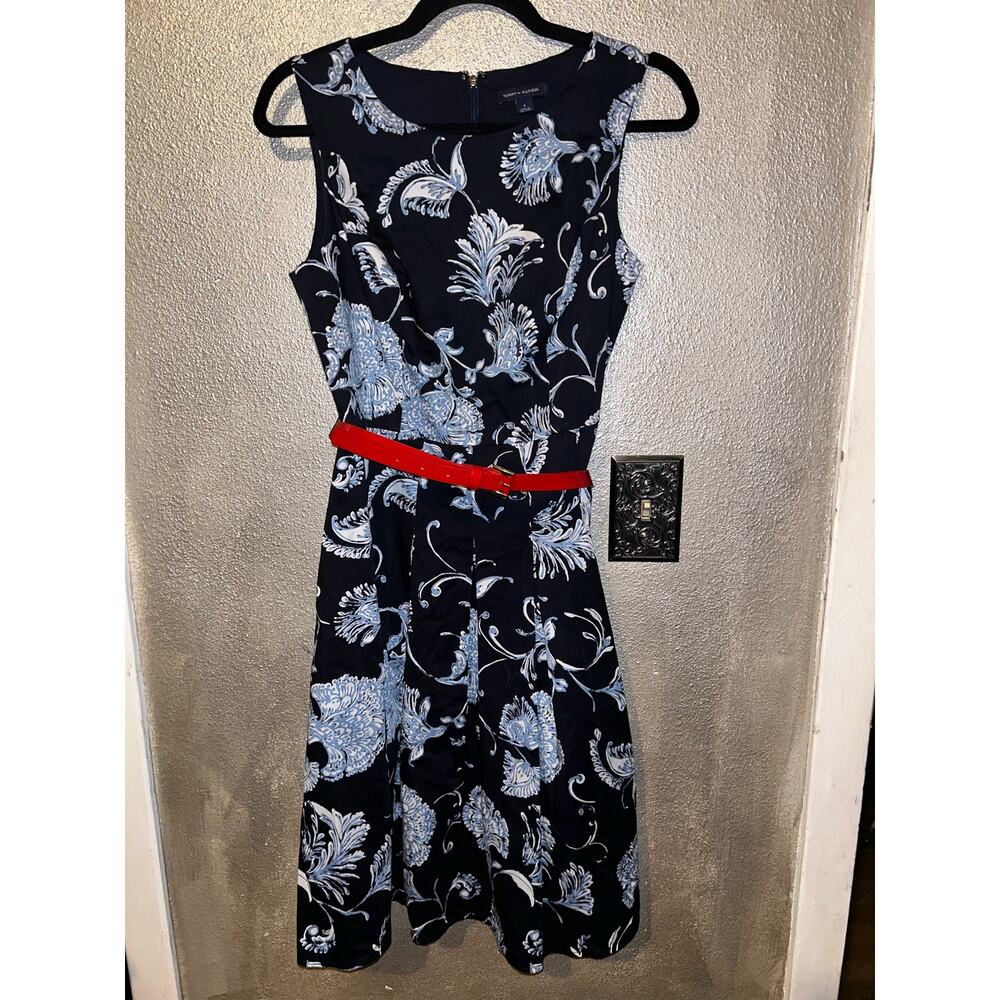 Tommy Hilfiger Preppy Academia Blue White Red Belt Fit & Flare Floral Dress